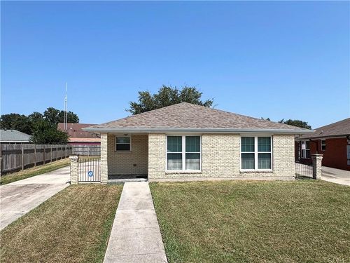6911 Dorchester St, New Orleans, LA, 70126-1735 | Card Image