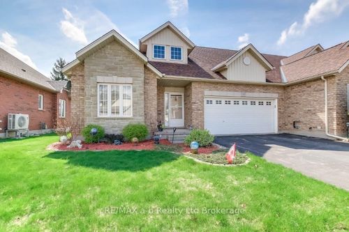 717 Garden Court Cres, Woodstock, ON, N4T0A2 | Card Image