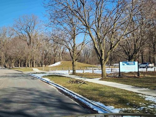 5226 Winshall Street, Swartz Creek, MI, 48473 | Card Image