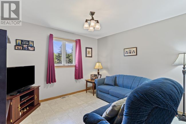 10509 Rte 14, House other with 3 bedrooms, 1 bathrooms and null parking in Elmsdale PE | Image 9