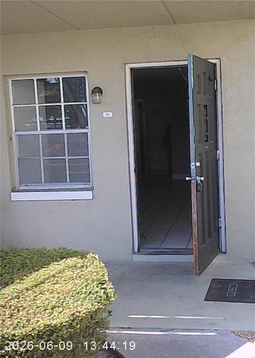 10-525 Conway Rd, ORLANDO, FL, 32807-1120 | Card Image