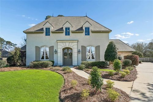 108 Woodstone Dr, Mandeville, LA, 70471-3333 | Card Image