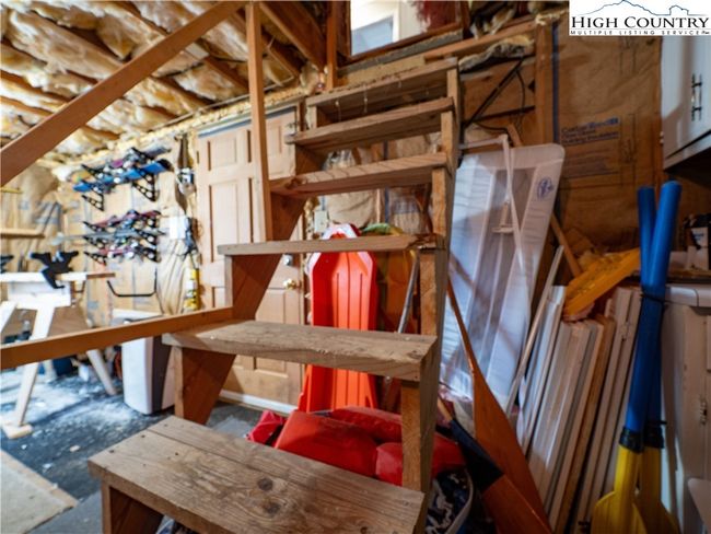 222 Grassy Gap Loop Rd, House other with 3 bedrooms, 3 bathrooms and null parking in Beech Mountain NC | Image 43