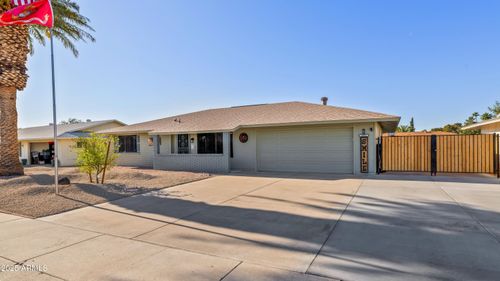 9535 W Willowbrook Dr, Sun City, AZ, 85373-1745 | Card Image