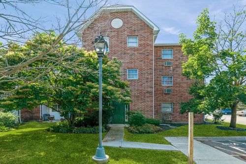apt-2b-551 Leah Ln, Woodstock, IL, 60098-7195 | Card Image