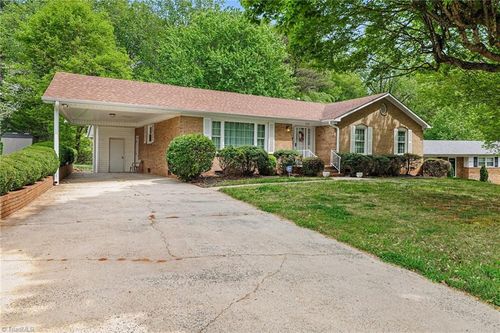3621 Sawyer Drive, Winston-Salem, NC, 27105 | Card Image
