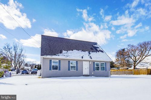 222 Cochran St, COCHRANVILLE, PA, 19330-1016 | Card Image