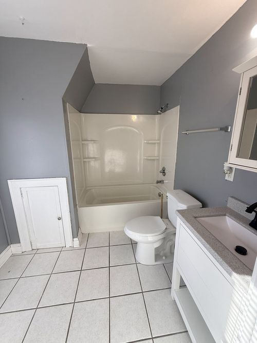 617 W Lincolnway, Morrison, IL, 61270-2016 | Card Image