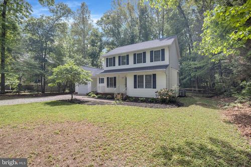 583 Norwich Dr, Ruther Glen, VA, 22546-1101 | Card Image