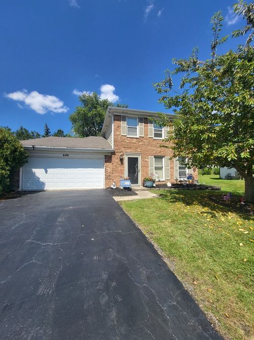 640 Stafford Dr, Roselle, IL, 60172-2751 | Card Image