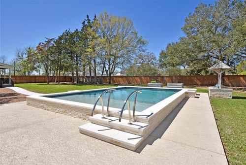 315 Cedar St, New Ulm, TX, 78950-4837 | Card Image