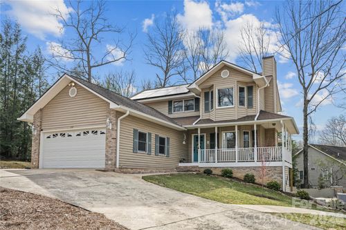 112 Bridlewood Trl, Mills River, NC, 28759-9535 | Card Image