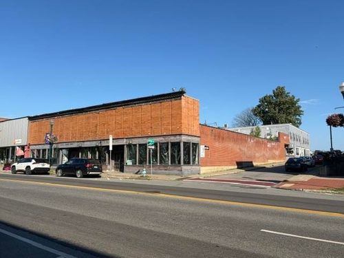 138 Main St, Newport, VT, 05855-5139 | Card Image