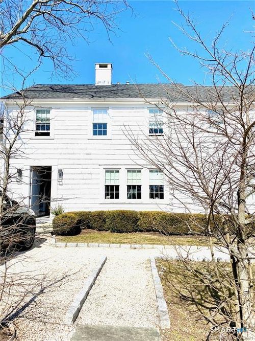 12 Murvon Ct, Westport, CT, 06880-6827 | Card Image