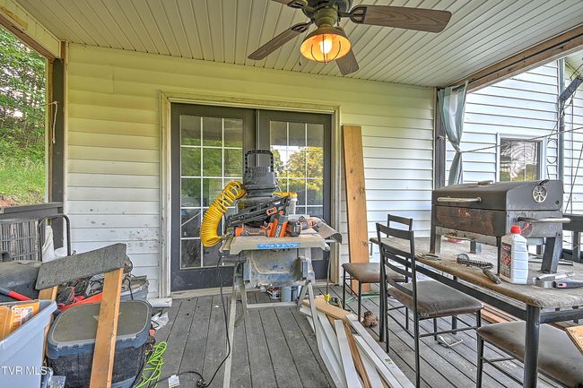 21209 Lime Hill Rd, House other with 4 bedrooms, 2 bathrooms and null parking in Bristol VA | Image 8