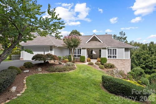 414 Ledgemont Ct, Flat Rock, NC, 28731-8505 | Card Image