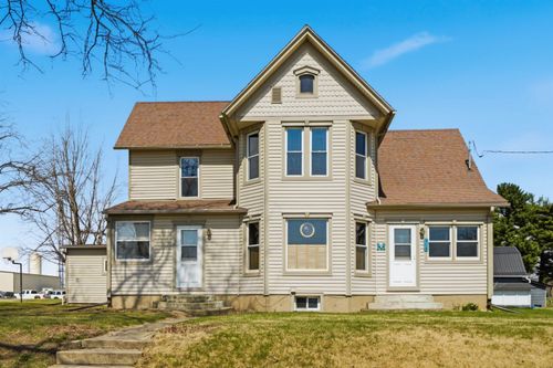 908 Switch Street, Elgin, IA, 52141 | Card Image