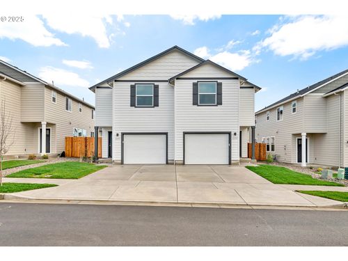 1171/1173 S 43rd Pl, Springfield, OR, 97478 | Card Image