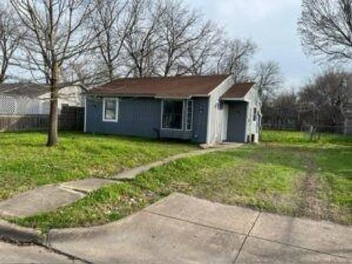 1660 Globe Avenue, Blue Mound, TX, 76131 | Card Image