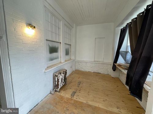 4936 N 9th St, PHILADELPHIA, PA, 19141-3926 | Card Image