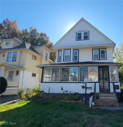 12410 Ingomar Ave, Cleveland, OH, 44108-4015 | Card Image