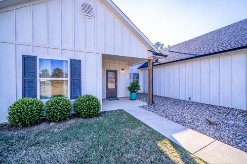 147 Heartland Xing, Diana, TX, 75640-4077 | Card Image