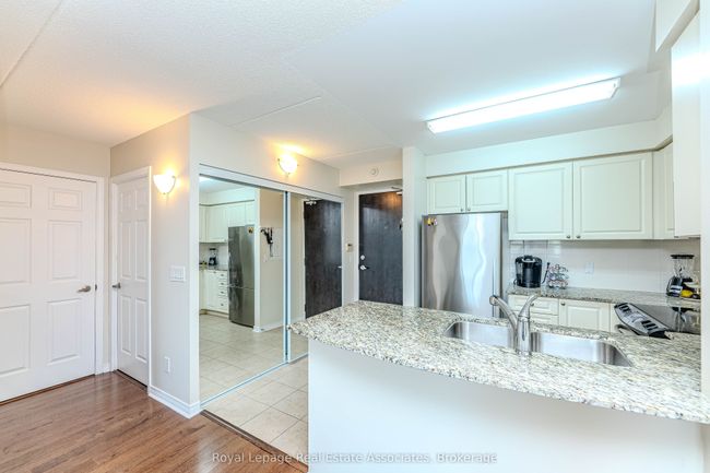 202 - 60 Via Rosedale, Condo with 1 bedrooms, 1 bathrooms and 1 parking in Brampton ON | Image 7