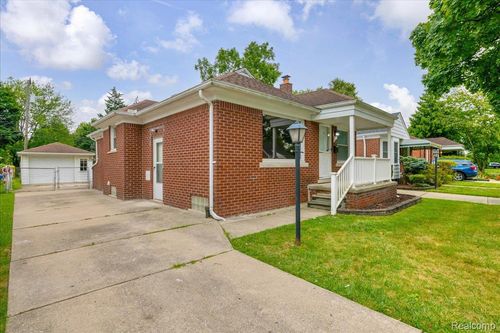 3829 Vassar St, Dearborn, MI, 48124-3540 | Card Image