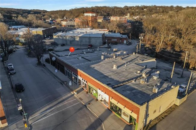 Great view of the block featuring retail businesses and boutiques | Image 7