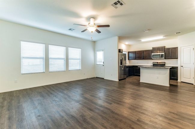 Living Room | Image 7
