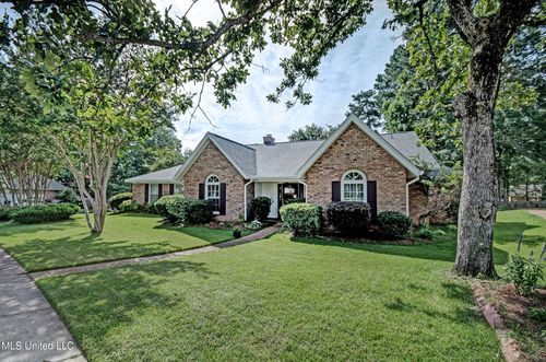 320 Woodhollow Cv, Brandon, MS, 39047-8095 | Card Image