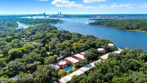 71-5811 Atlantic Blvd, Jacksonville, FL, 32207-2214 | Card Image