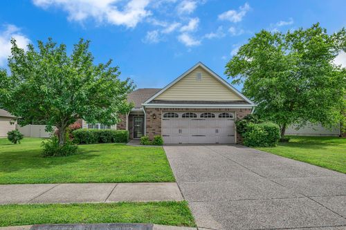506 Callie Ave, Gallatin, TN, 37066-6687 | Card Image
