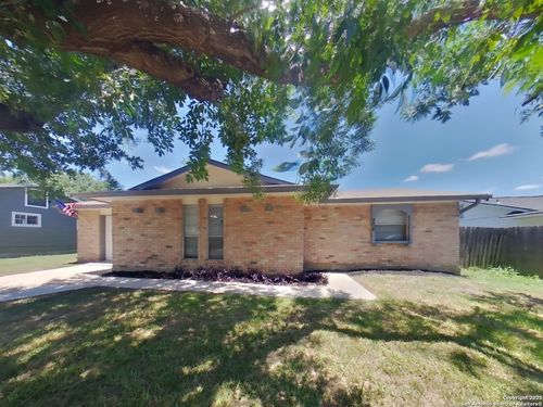 206 Royal Dr, Converse, TX, 78109-1824 | Card Image