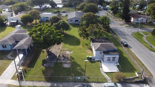 149 Nw 14th Ave, Dania Beach, FL, 33004-2630 | Card Image