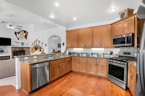 13545 Teale Christine Ct, Lakeside, CA, 92040-5247 | Card Image