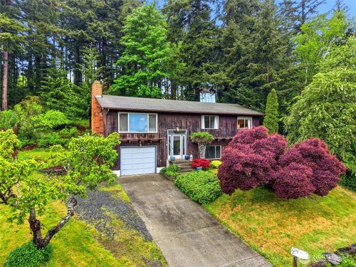 619 Willow Rd, Bellingham, WA, 98225-7918 | Card Image