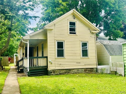 14 Murray St, Oswego, NY, 13126-4022 | Card Image