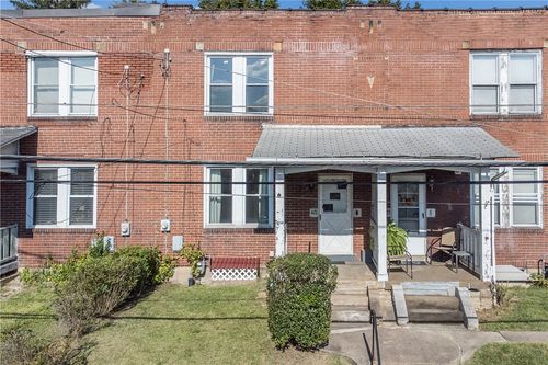 421 Avenue D, Pittsburgh, PA, 15221-4213 | Card Image
