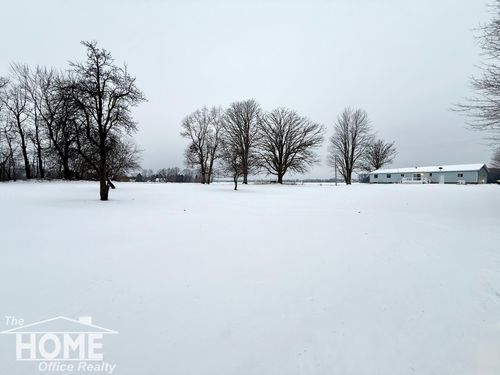 2401 W Beard Rd, Perry, MI, 48872-9595 | Card Image