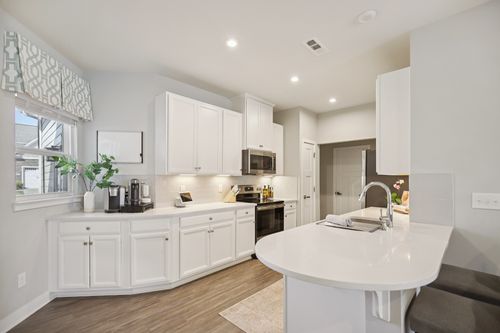 250 S Downs Cir, Goodlettsville, TN, 37072-1652 | Card Image