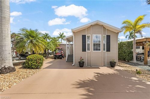 5233 Pineland Daisy Trl, Fort Myers, FL, 33905 | Card Image