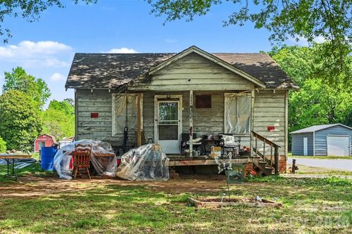 103 Carrigan Dr, Gastonia, NC, 28056-9674 | Card Image
