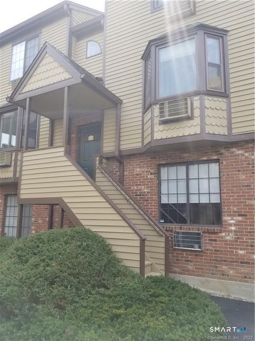 c5-8 Oakwood Ave, Norwalk, CT, 06850-1369 | Card Image