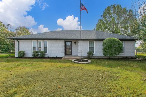 961 Shilling Dr, Elm Mott, TX, 76640-3710 | Card Image