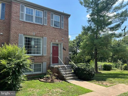 a-511 Davis Ave Sw, LEESBURG, VA, 20175-3435 | Card Image