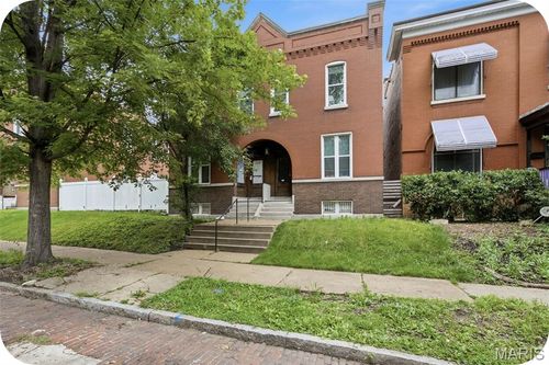 4430 Pennsylvania Ave, Saint Louis, MO, 63111-1211 | Card Image