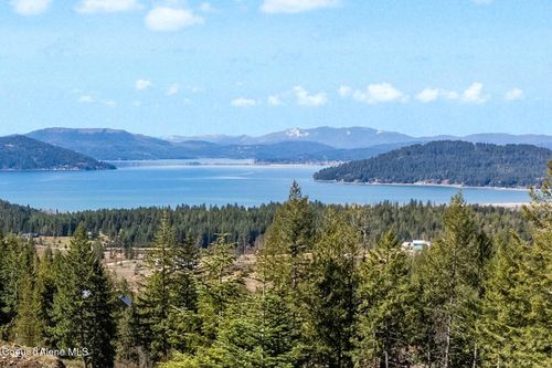 101 Green Monarch, Sandpoint, ID, 83864 | Card Image