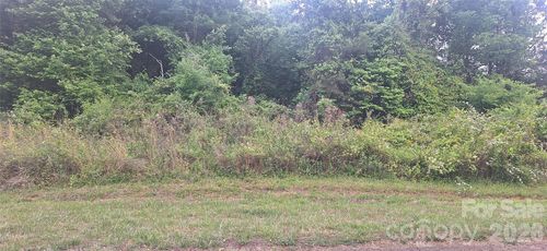 4062 Fairview Dr, Maiden, NC, 28650-9358 | Card Image