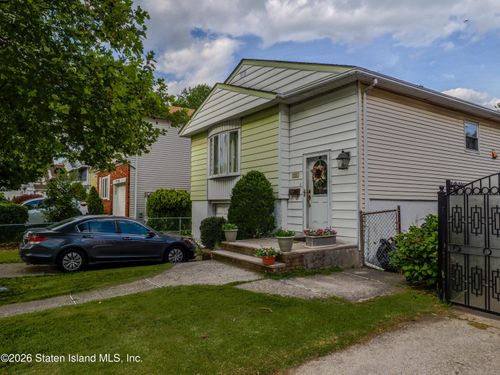 225 Woodbine Ave, Staten Island, NY, 10314-1835 | Card Image